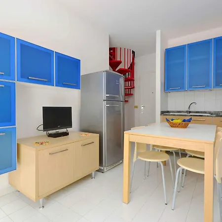 아파트 In Lignano 21597 *